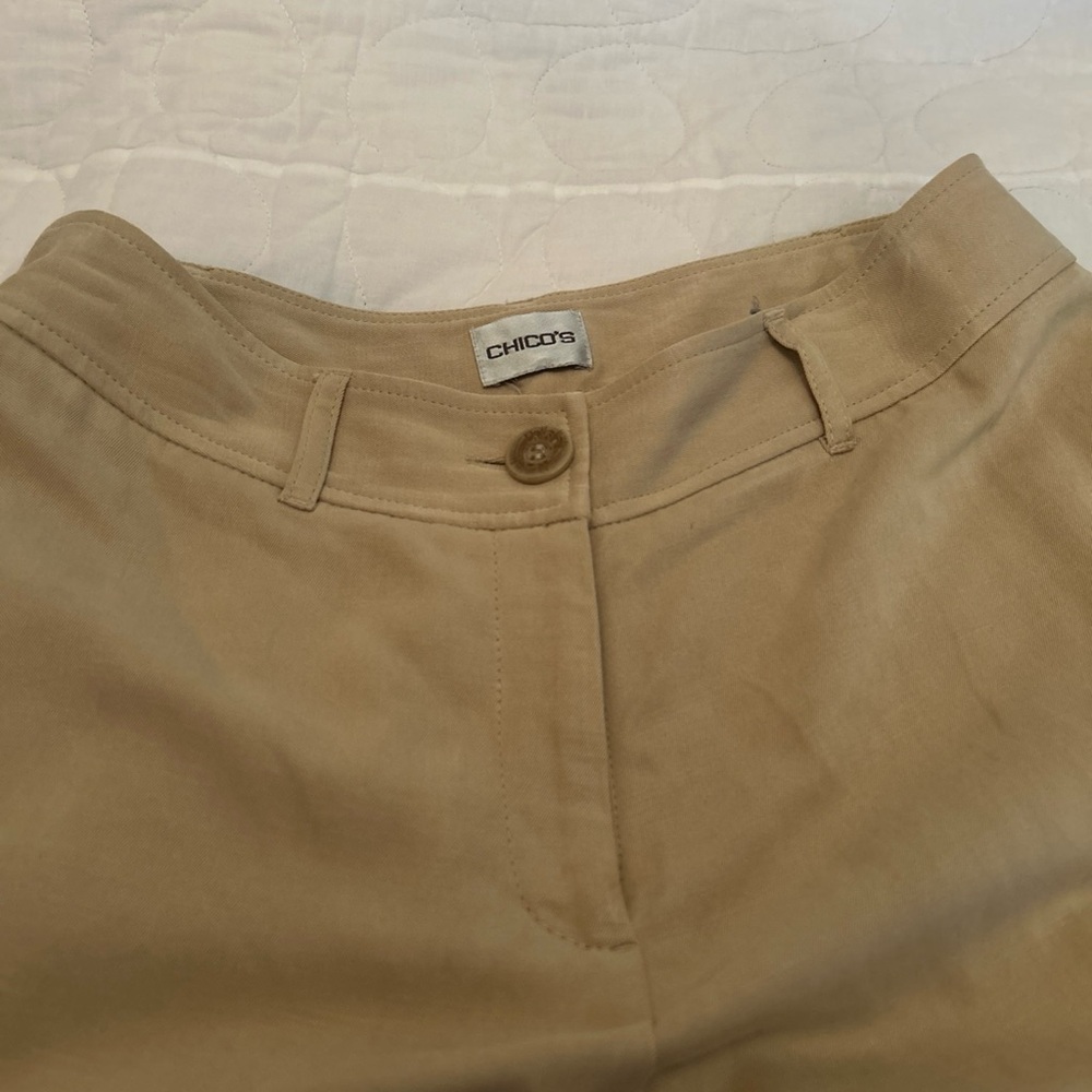 Chico's Classic size Small Khaki Pants